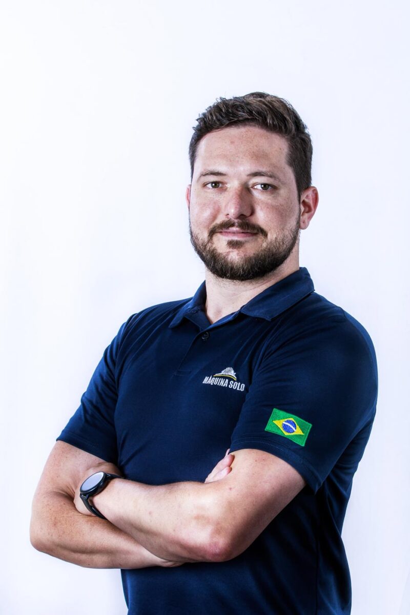 lori paula fotografia corporativa maquina solo 02