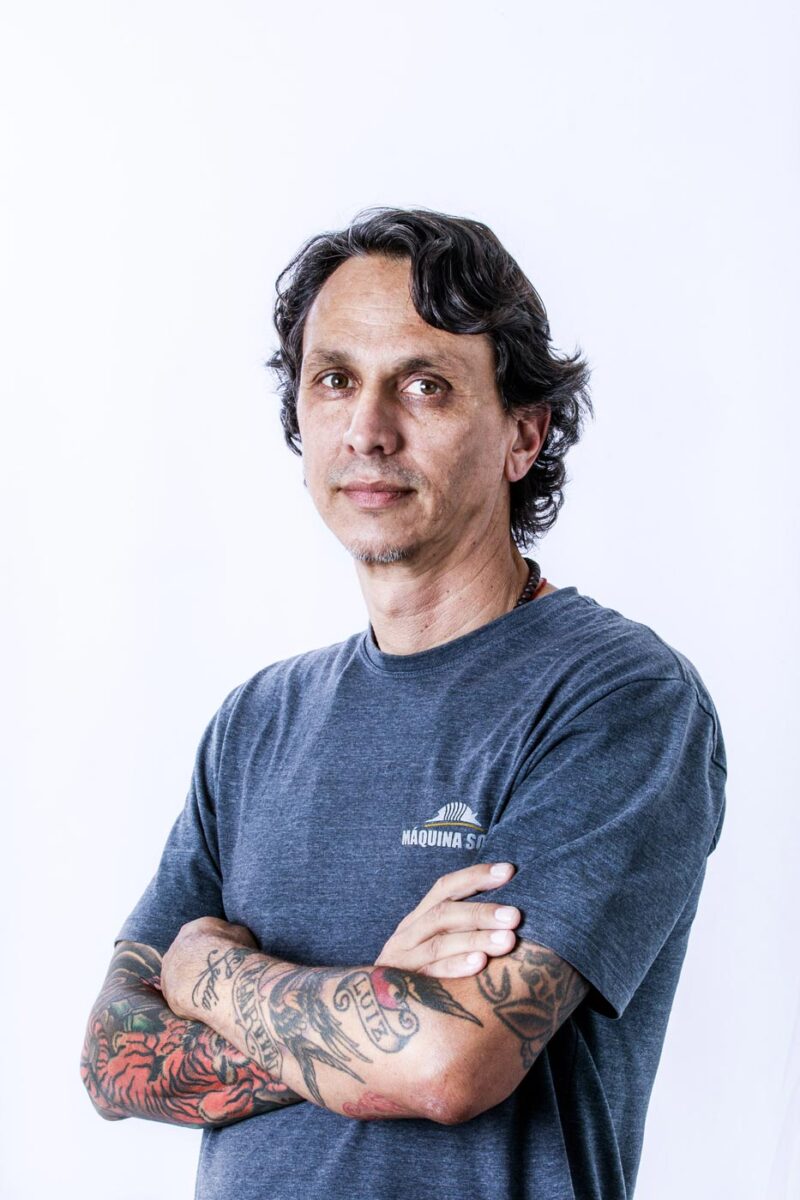 lori paula fotografia corporativa maquina solo 03