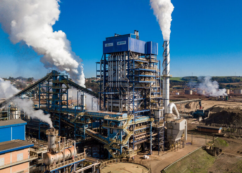 sugarcane industry 2 Visão aérea de usina sucroenergética